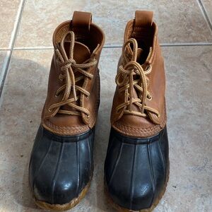 Cabelas Dark Tan Leather and Brown Rubber Duck Boots Men’s 7